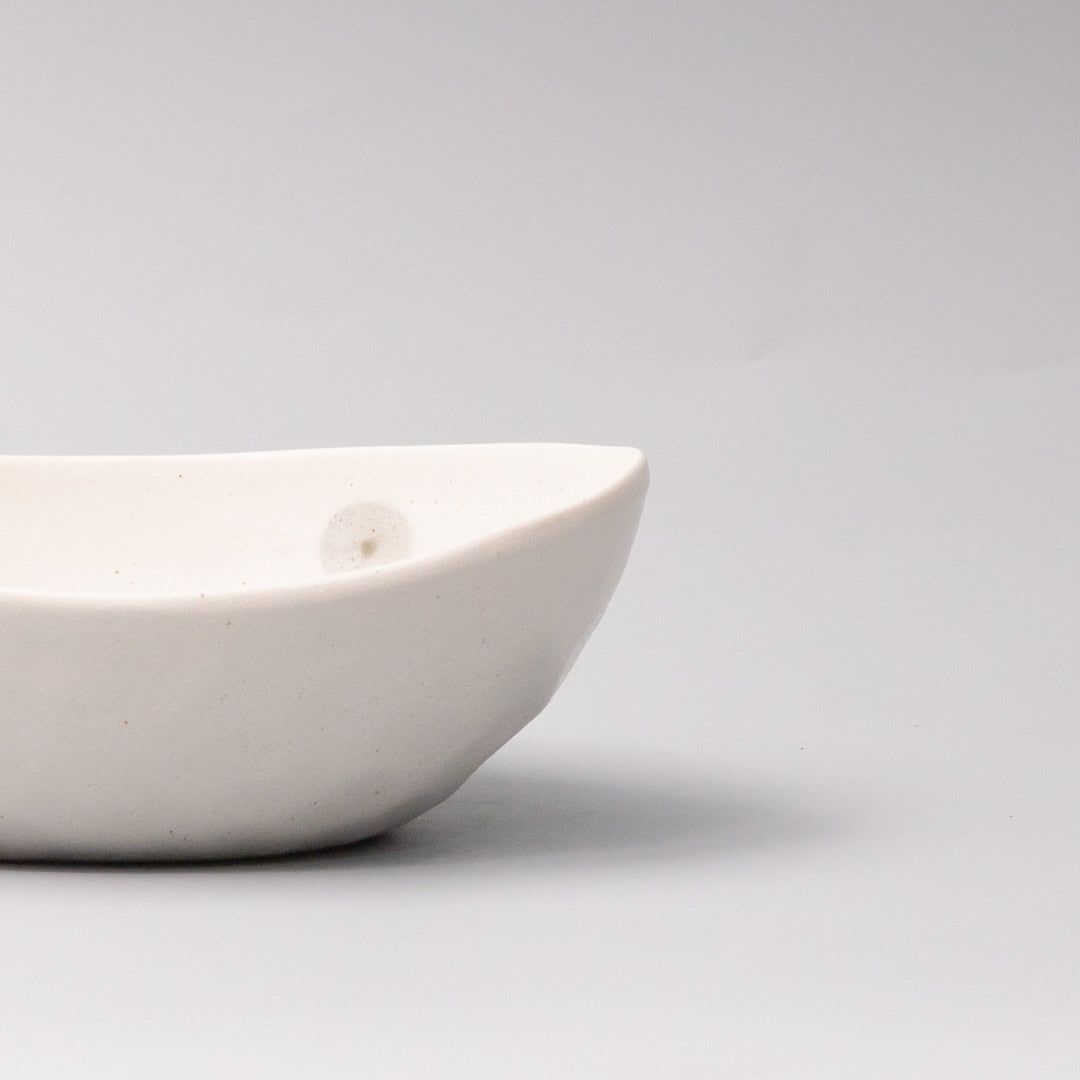 Bowl Oval 20cm White with Grey Dots Design V637-Y2582