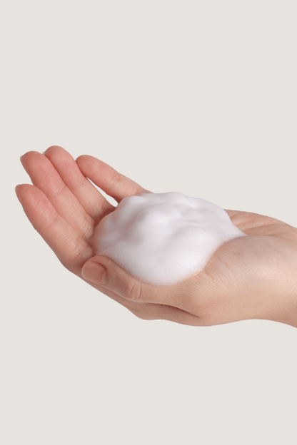 Hemp Seed Oil Calming Foam Cleanser 120ML V668-CLEANSER