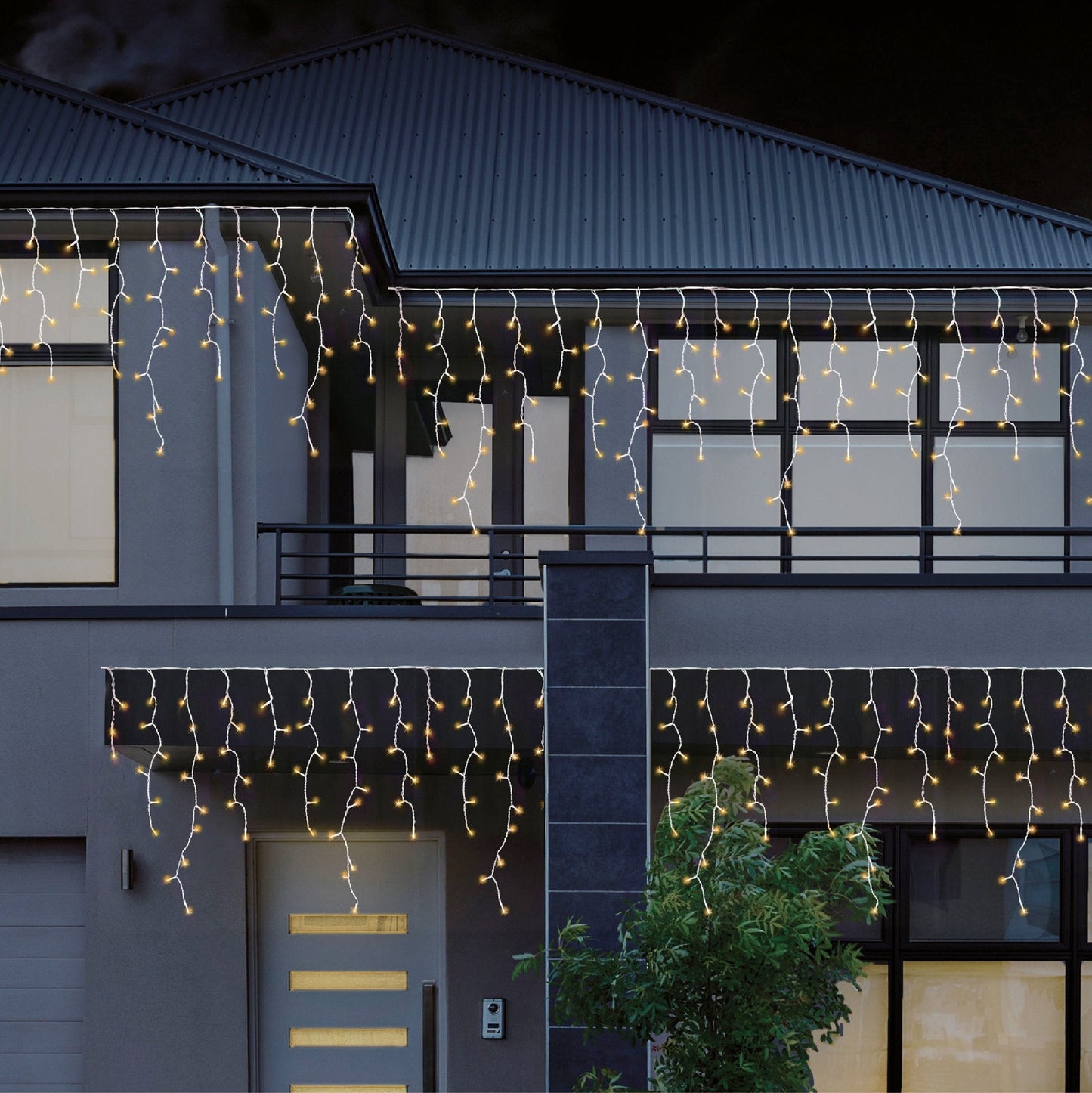 960 LEDs Snowing Icicle Lights - available in 4 Colors - Warm White V720-XB0137WW