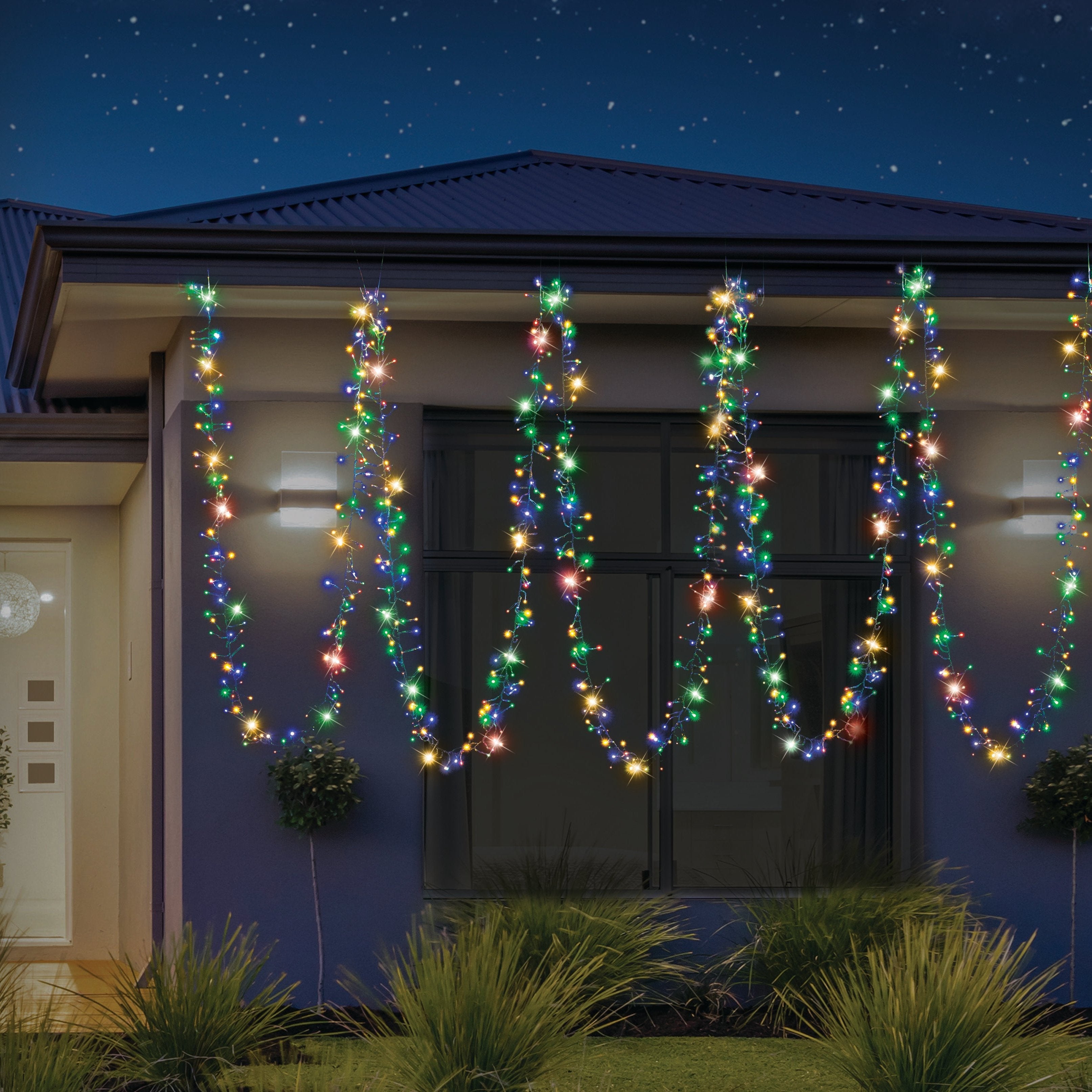 Cluster Lights 720 LEDs available in 6 Color Options - Warm White V720-XB3458WW