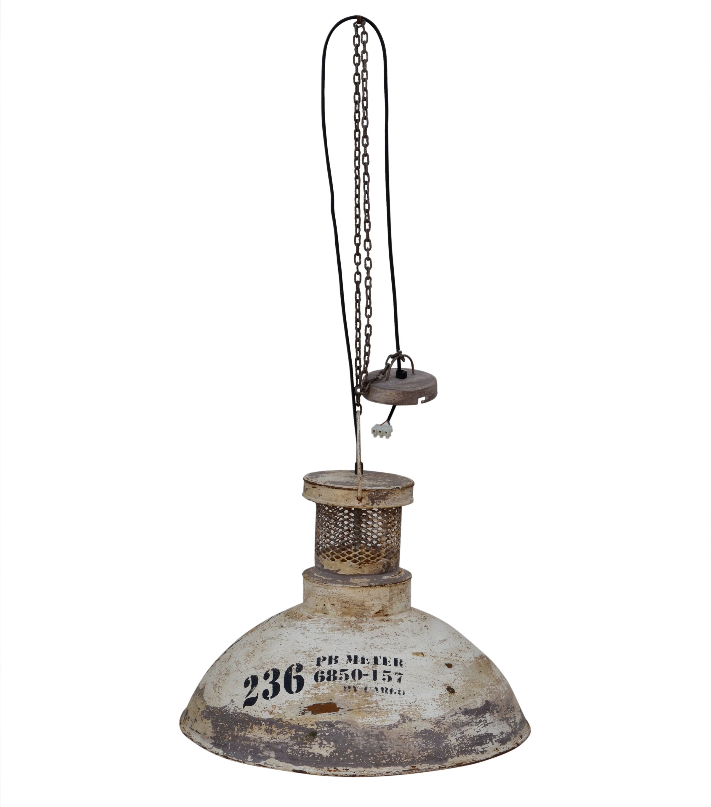 INDUSTRIAL HANGING LAMP SHADE V742-M3658