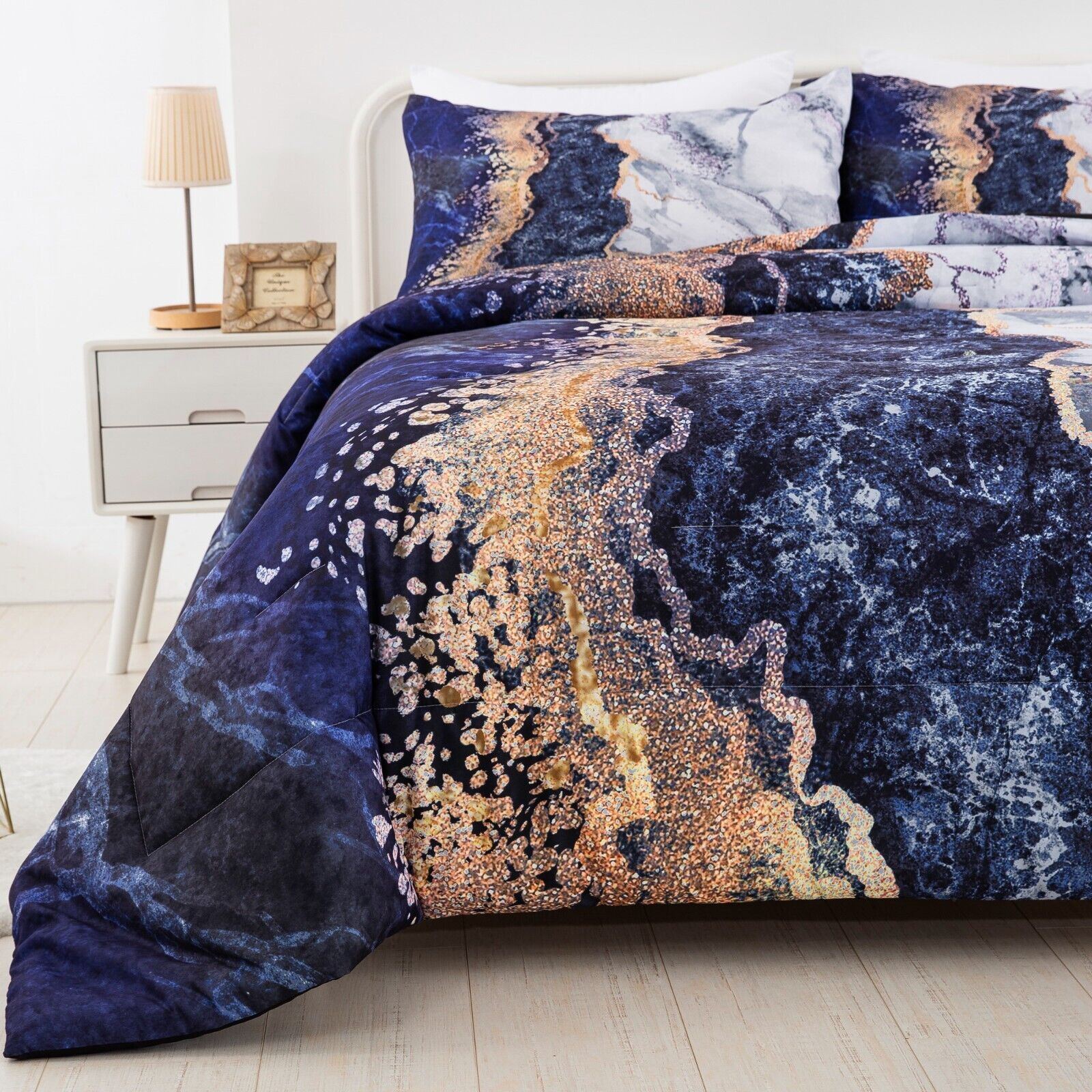 Blue Marble Comforter Set, King Size, Retro Watercolor 3-Piece Bedding Ensemble V745-MAB010362AJ3