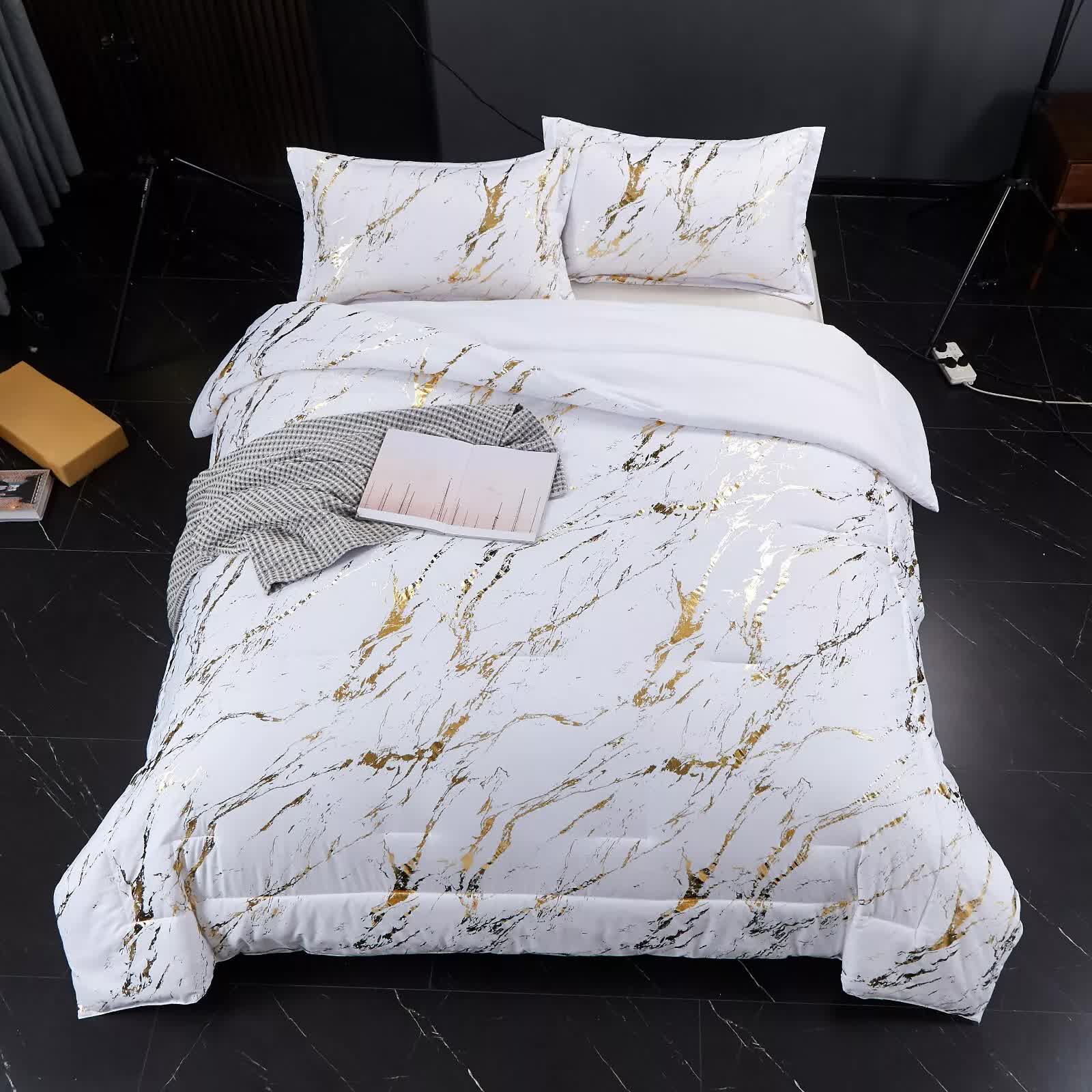 Cloud Rest Bedding Collection - Minimal 3-Piece Comforter V745-MAB010510AJ3