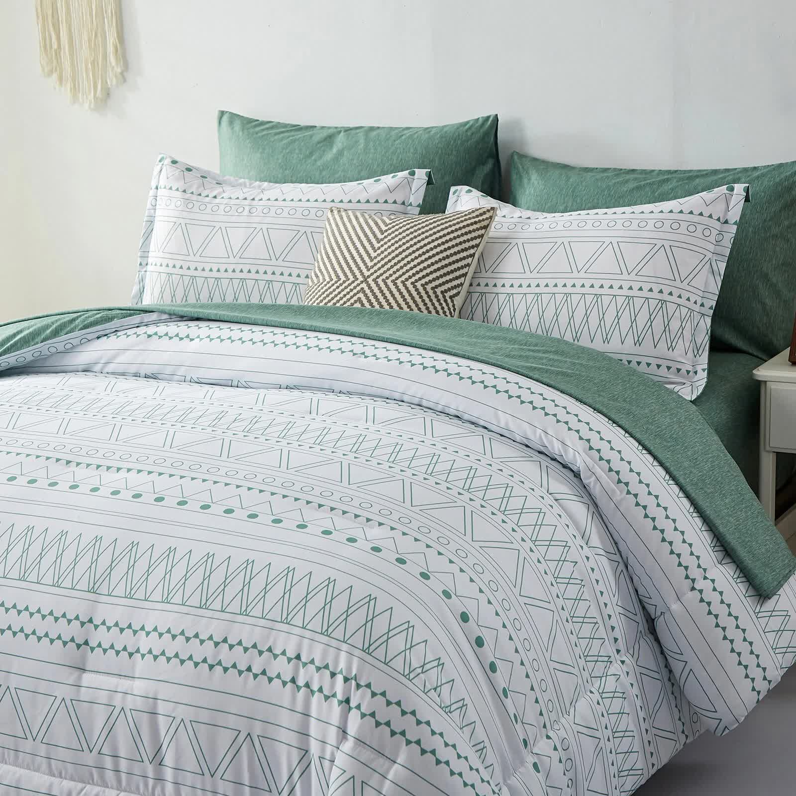 Boho Vibes Bedding Set - 3-Piece Comforter & Pillow Covers V745-MAB010772AJ3