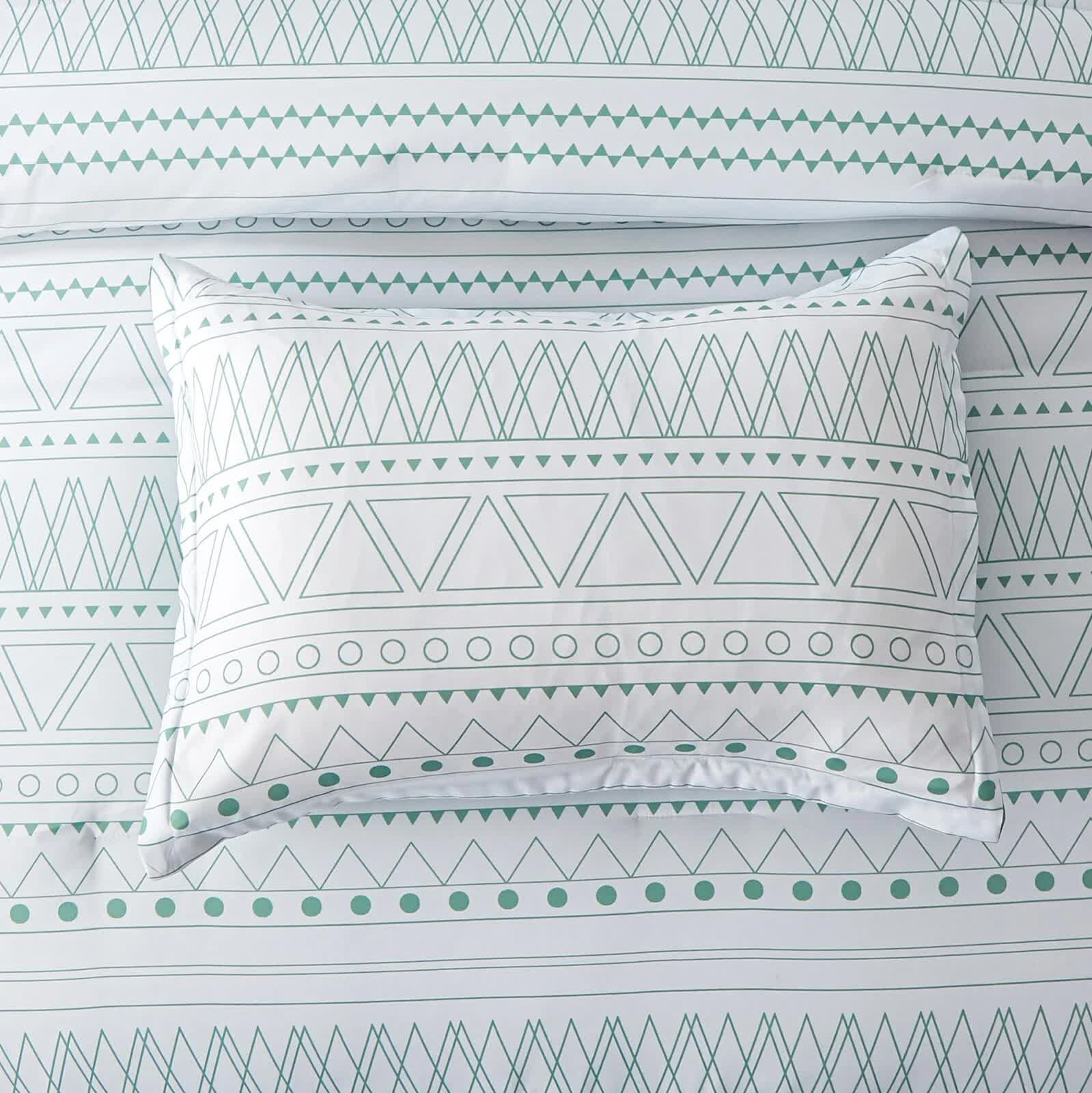 Boho Vibes Bedding Set - 3-Piece Comforter & Pillow Covers V745-MAB010772AJ3