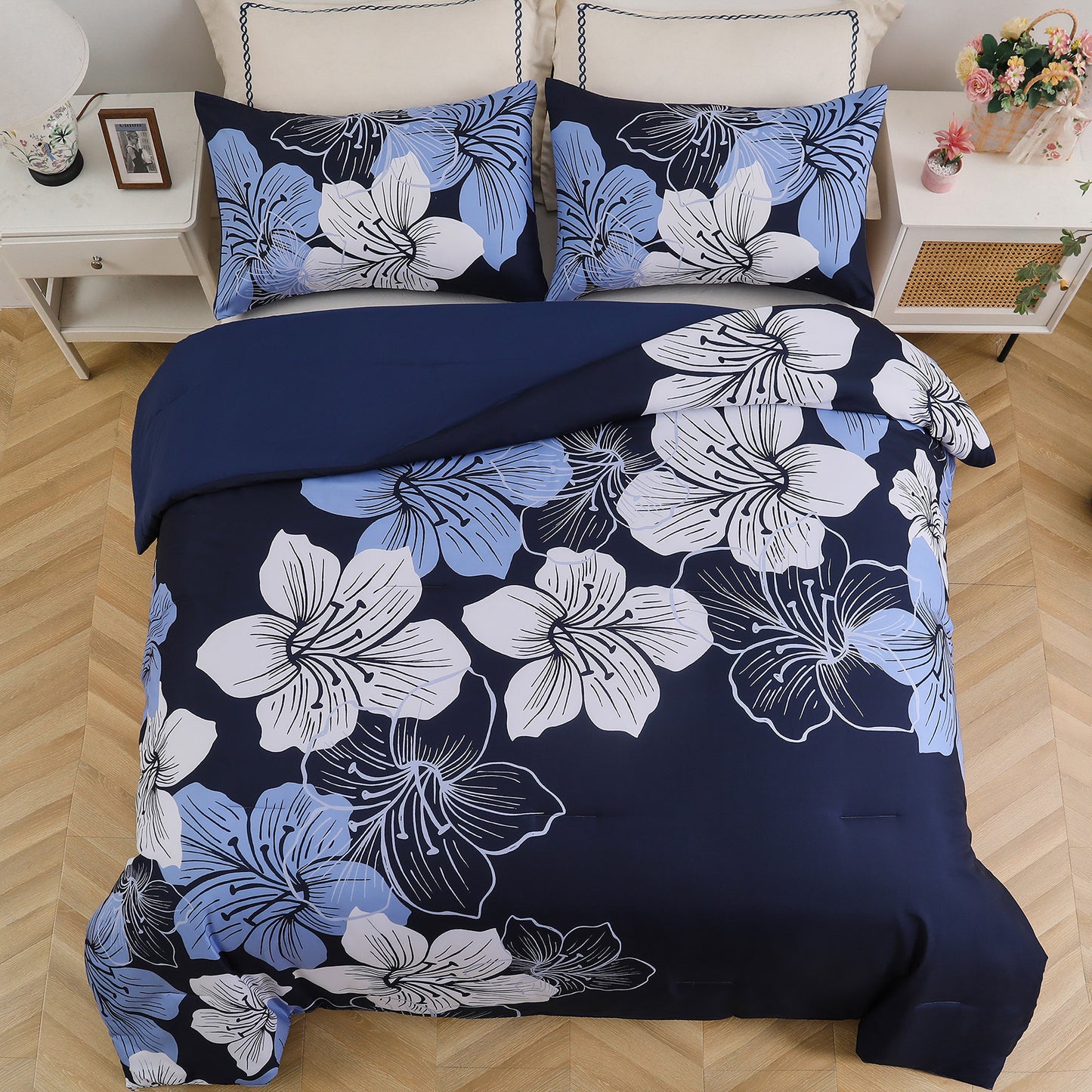King Comforter Set, Navy Blue Floral 3-Piece Bedding, Soft Microfiber for All Seasons V745-MAB010860AJ3