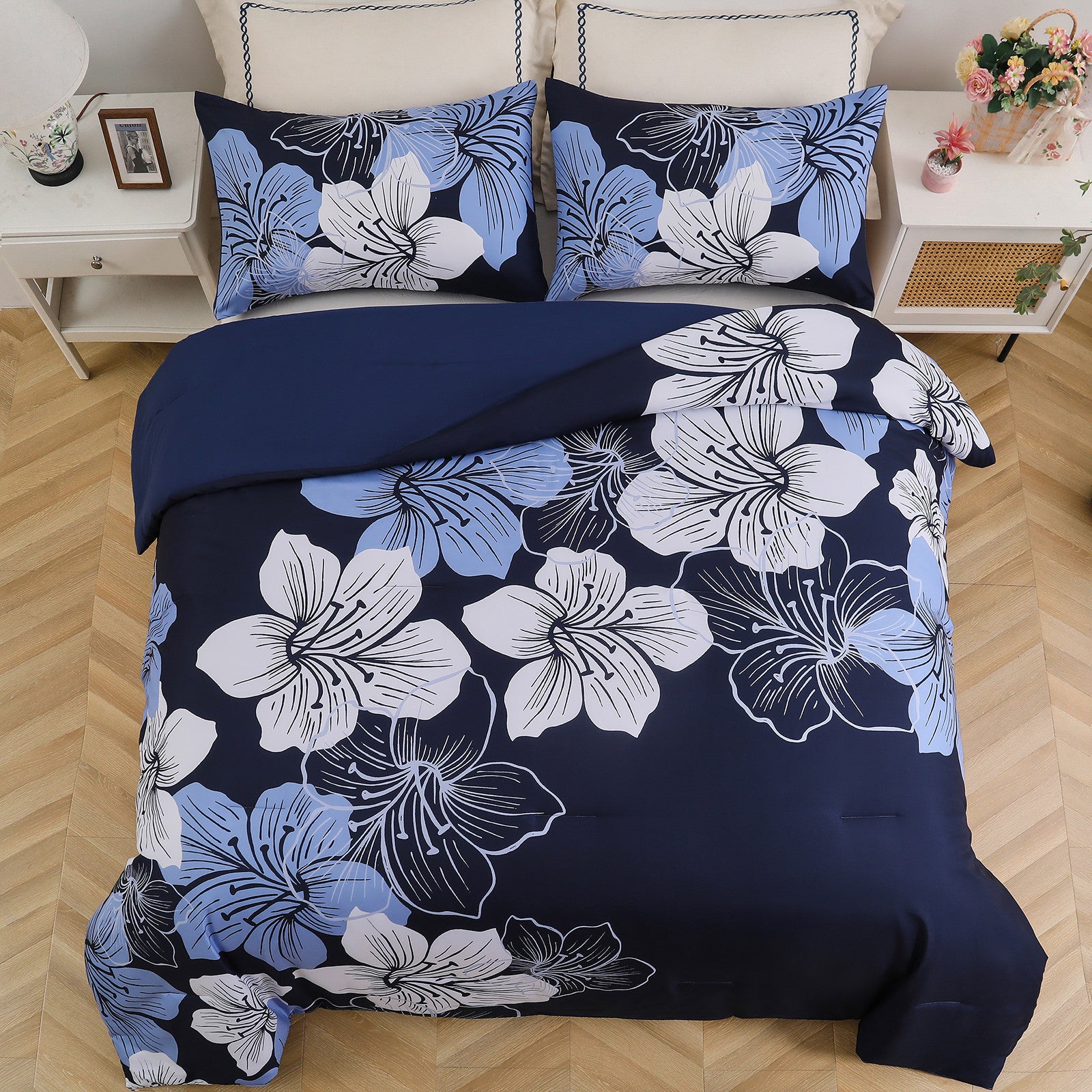 King Comforter Set, Navy Blue Floral 3-Piece Bedding, Soft Microfiber for All Seasons V745-MAB010860AJ3