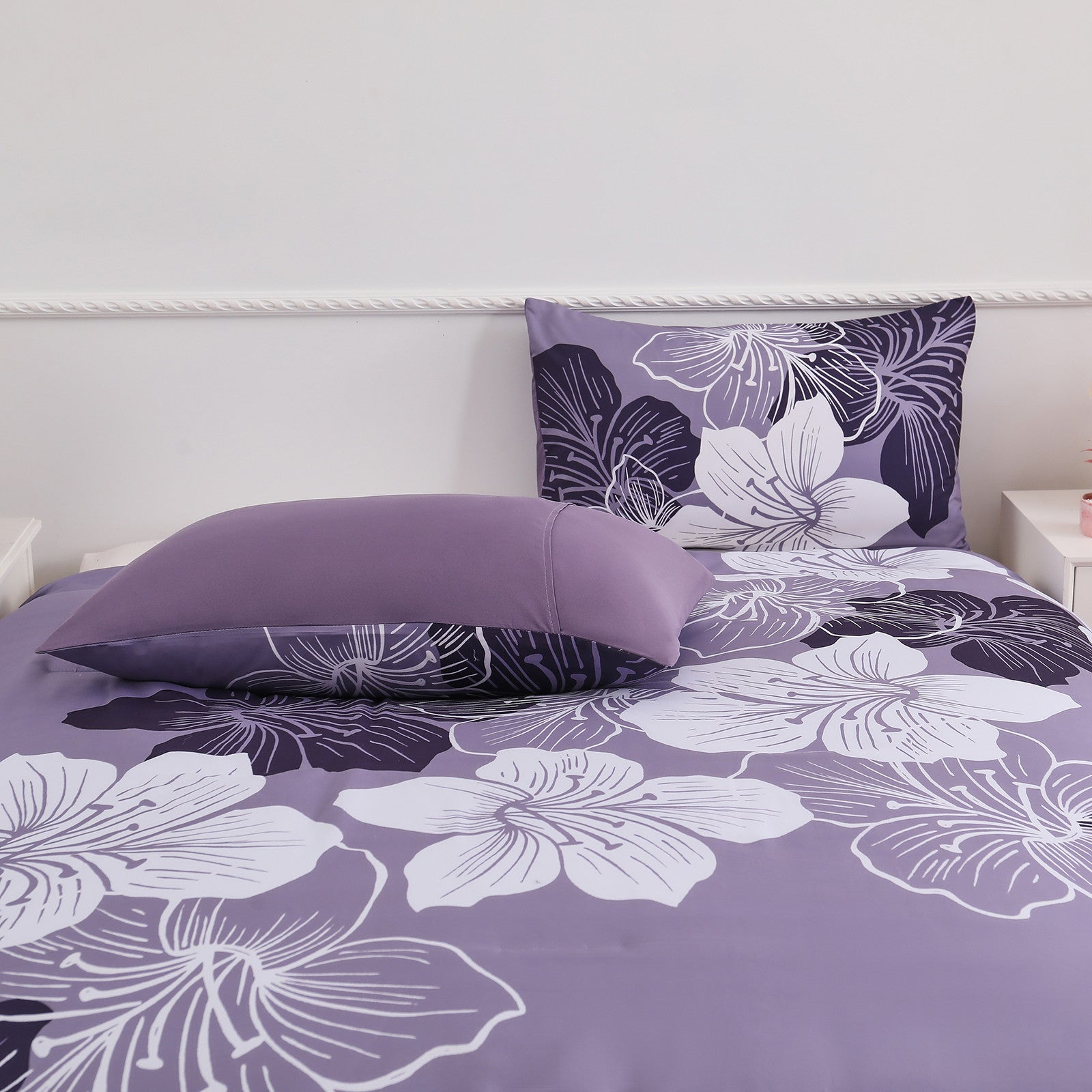 King Comforter Set, Dark Purple Floral 3-Piece Bedding, Soft Microfiber for All Seasons V745-MAB010862AJ3