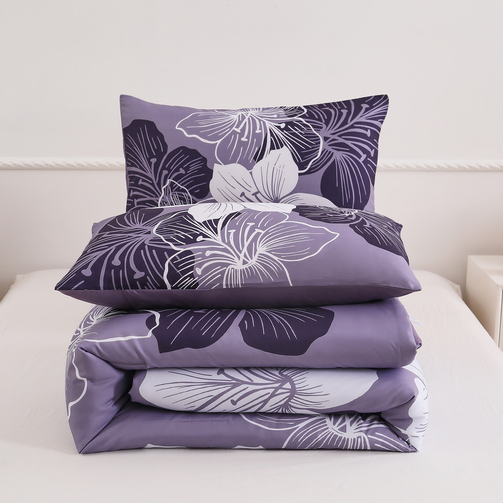 King Comforter Set, Dark Purple Floral 3-Piece Bedding, Soft Microfiber for All Seasons V745-MAB010862AJ3