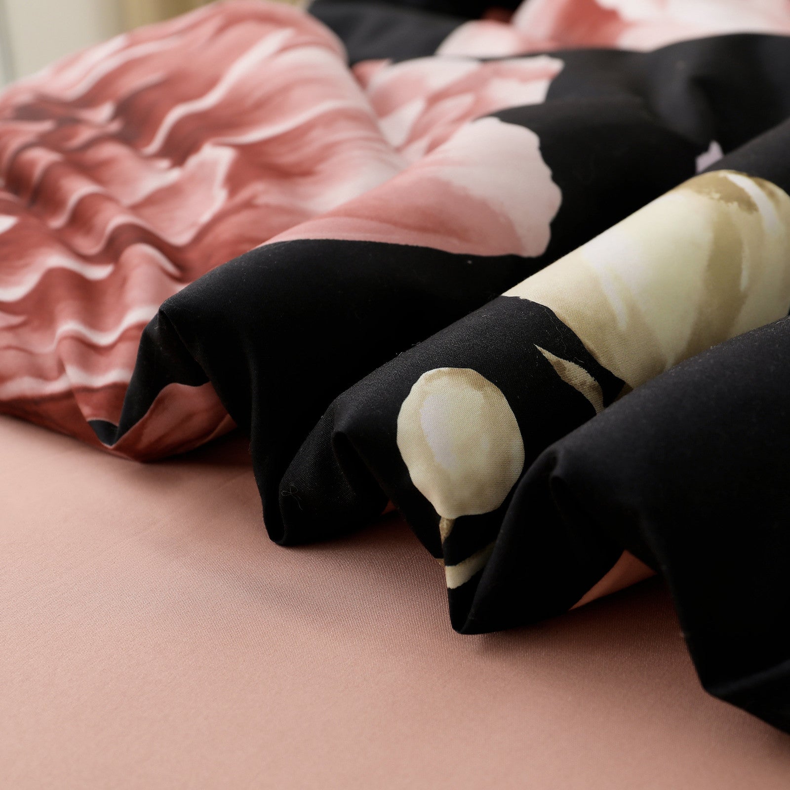 Soft Floral Comforter Set, King Size, Quilted Warm Bedding with Pillowcases V745-MAB010949AJ3