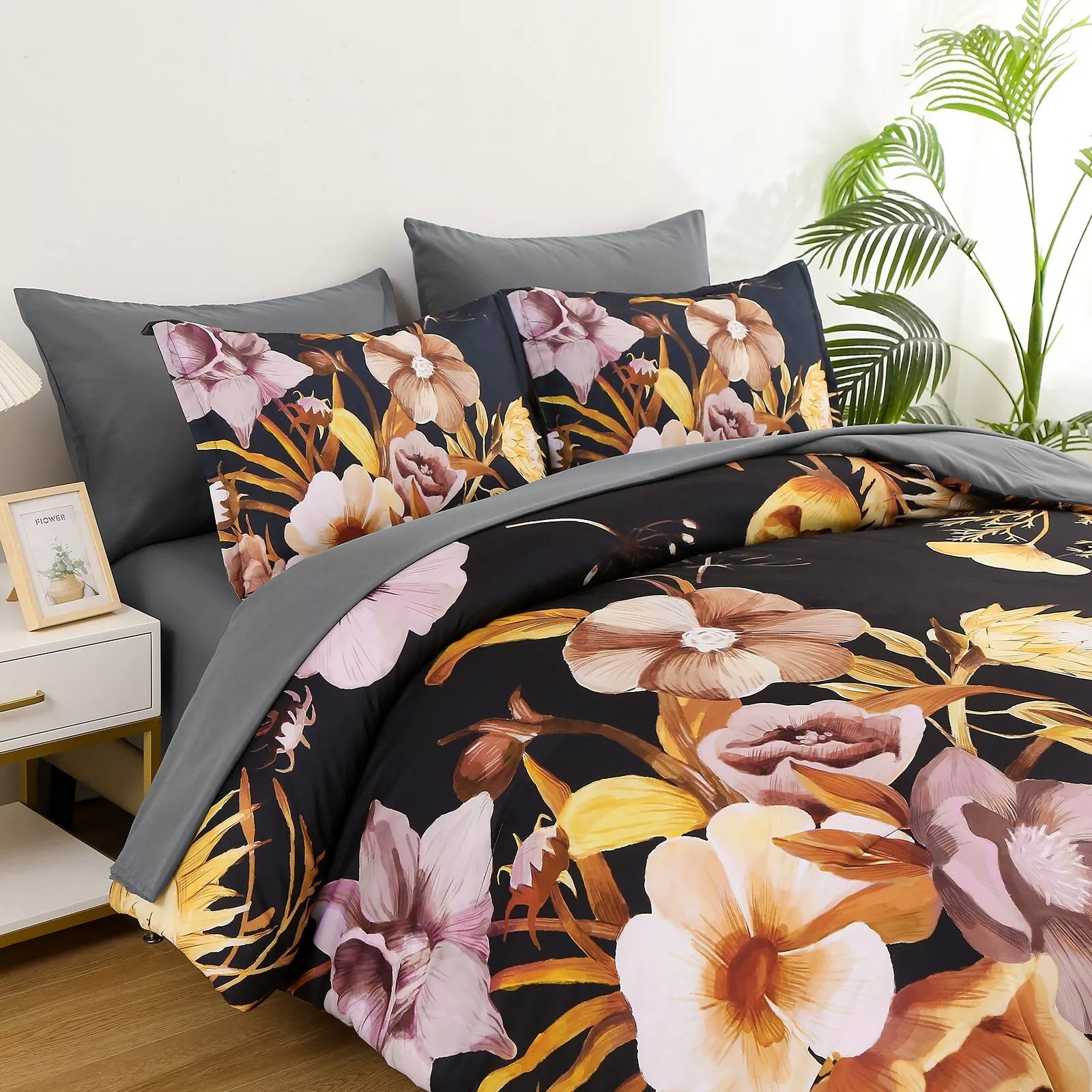 Soft Floral Leaf Comforter Set, King Size, Quilted Bedding with Pillowcases V745-MAB010953AJ3