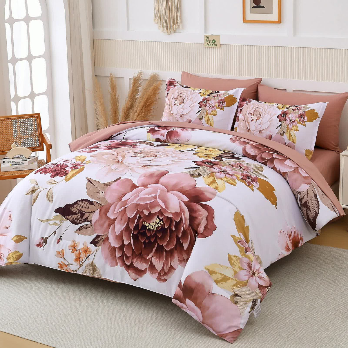 Pure Haven Pink floral 3-Piece Comforter Set V745-MAB011080AJ3