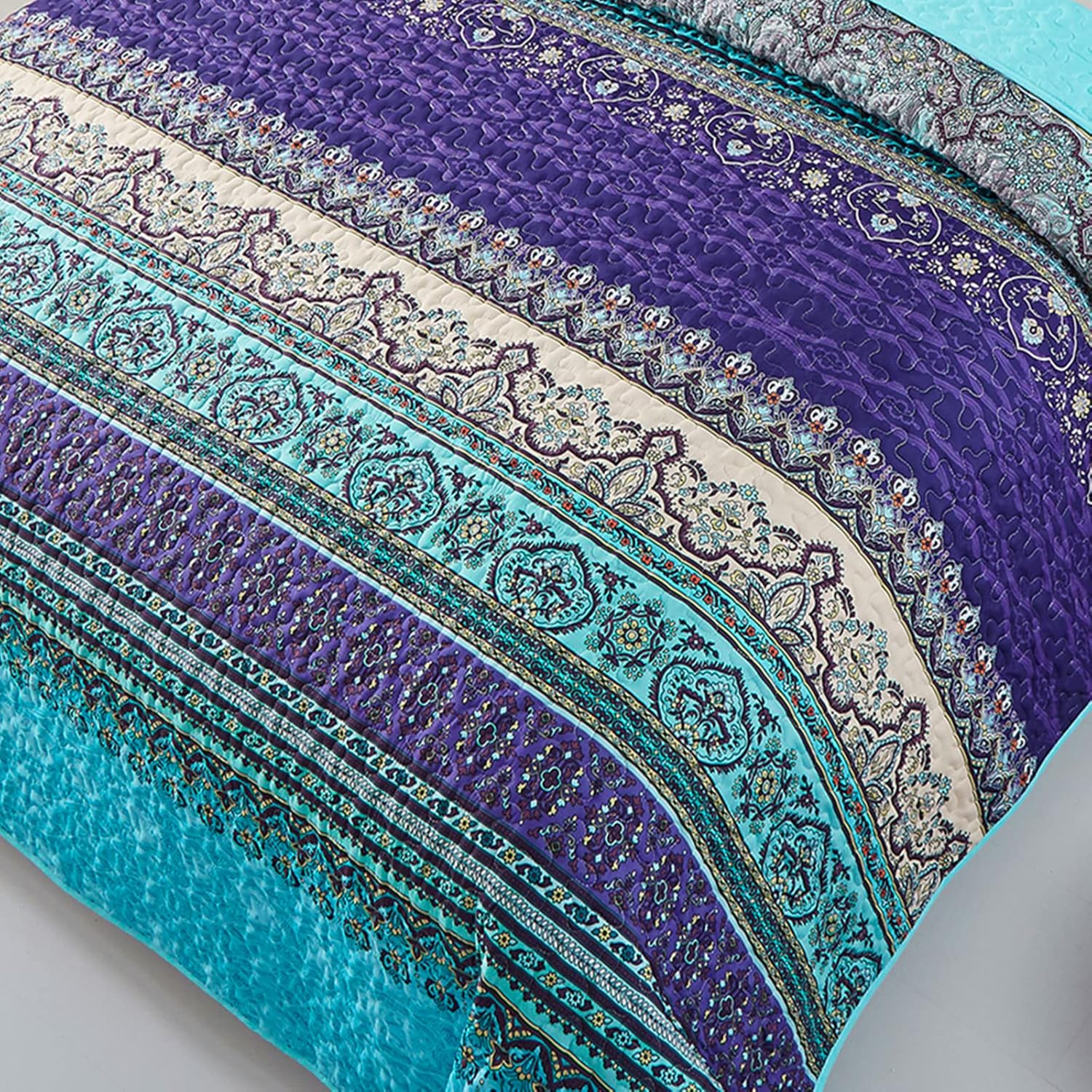 Tranquil Quilted coverlet and pillowcovers set: Perfect for Relaxation - Queen size V745-MAC080196Q13U