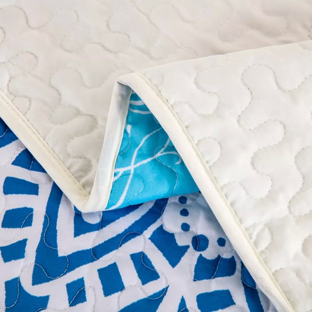 Xciting Quilted bedspread and pillowcovers set: Add Some Fun - Queen size V745-MAC08021Q13U