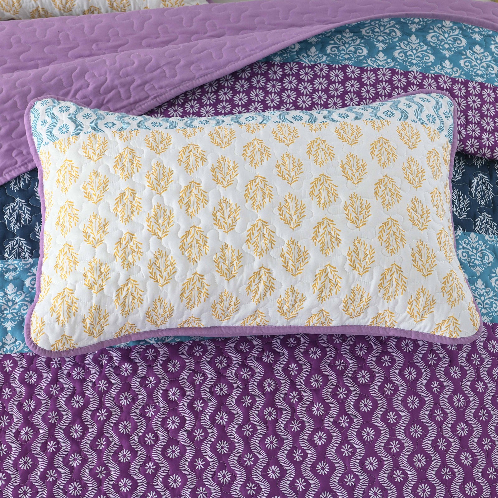 Quirky Quilted coverlet and pillowcovers set: Add Personality to Your Space - Queen size V745-MAC080493Q13U