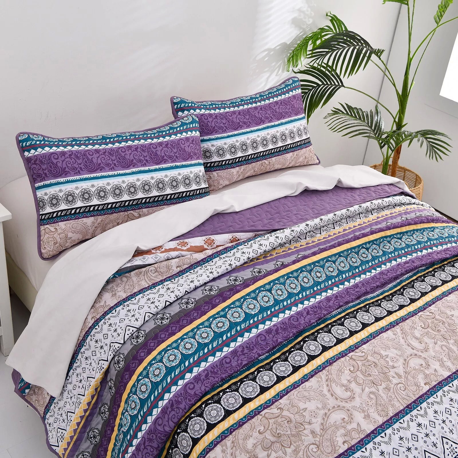Hygge Quilted bedspread and pillowcovers set: Embrace Cozy Living - Queen size V745-MAC080596Q13U