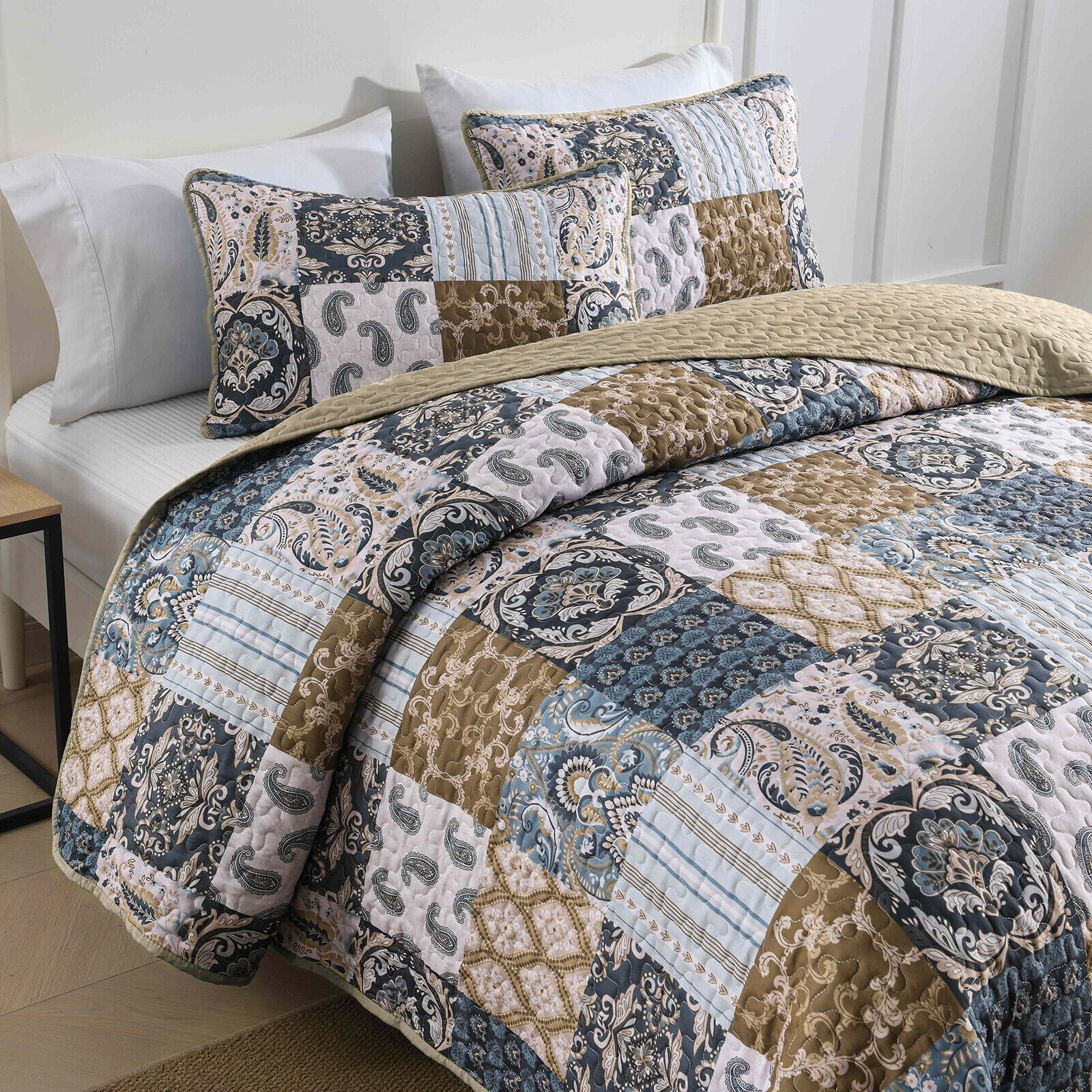 Retro Charm Queen Bedspread Set with Bold Checkered Design V745-MAC080631Q13U