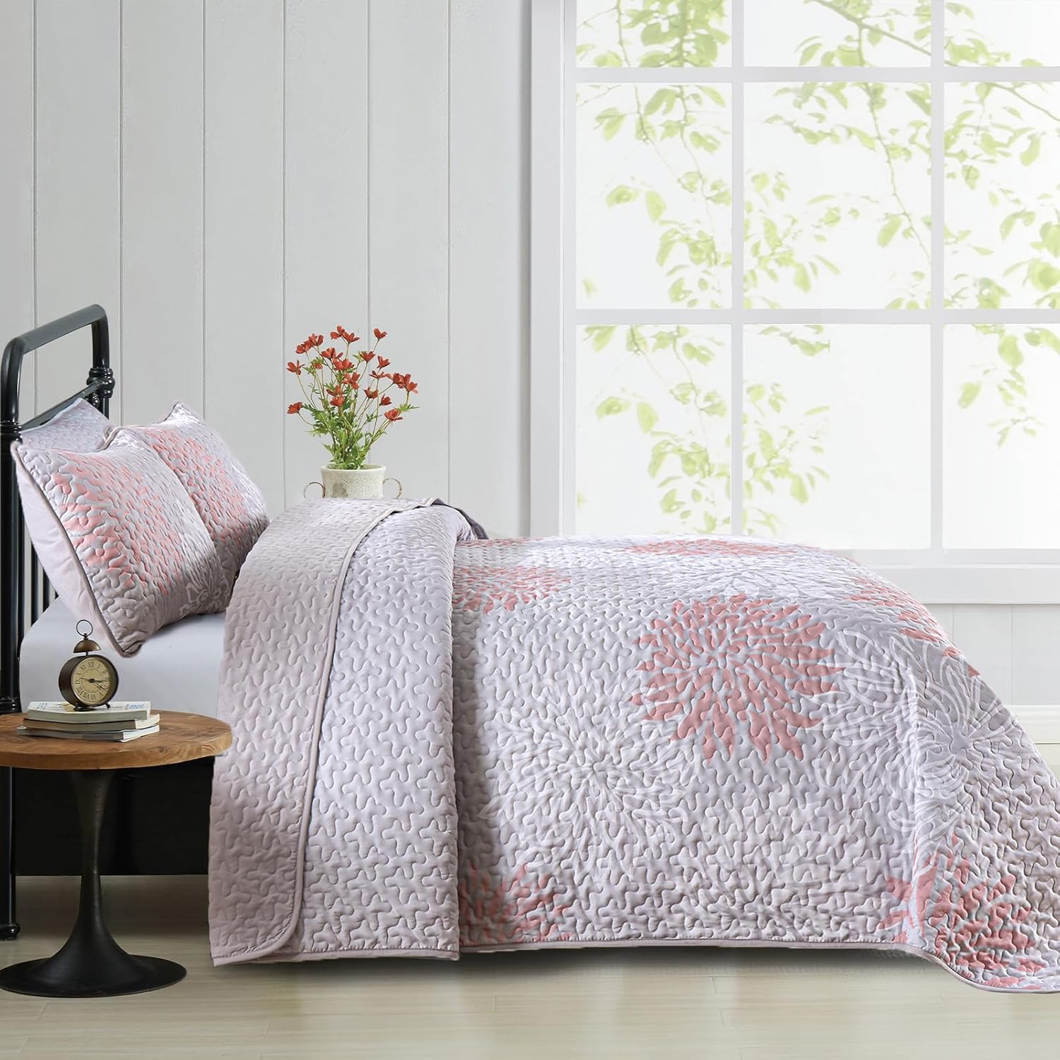 Mosaic Quilted coverlet and pillowcovers set: Unique Patchwork Design - Queen size V745-MAC080699Q13U