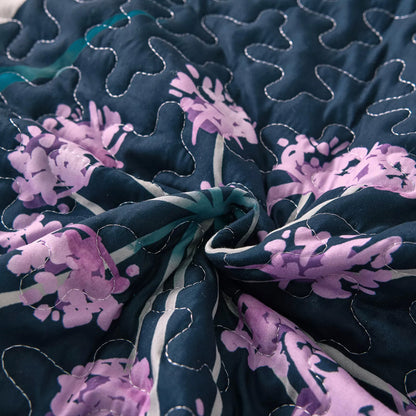 Abstract Quilted coverlet and pillowcovers set: Unique and Artistic - Queen size V745-MAC080728Q13U