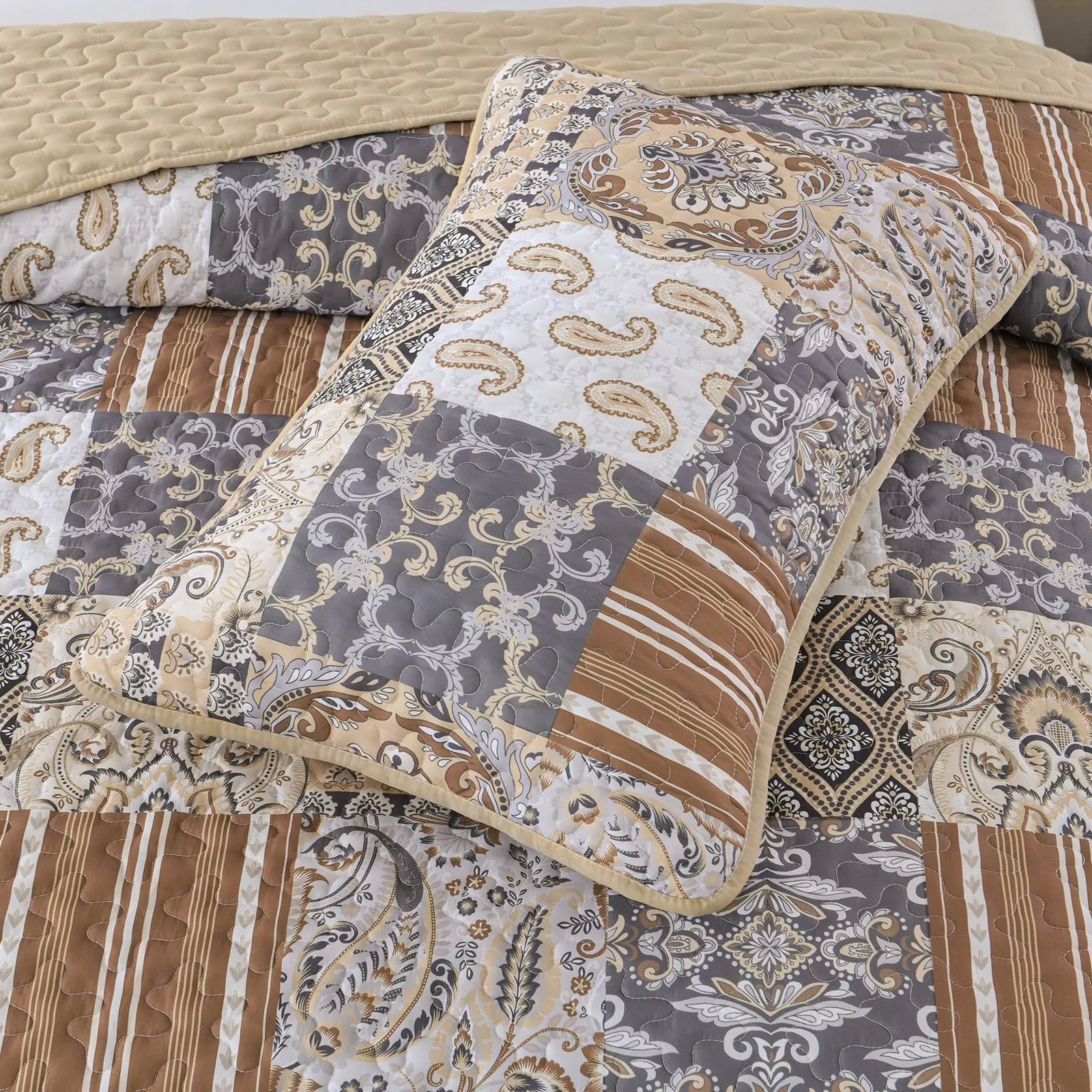 Quietude Quilted coverlet and pillowcovers set: Perfect for Relaxation - Queen size V745-MAC080767Q13U