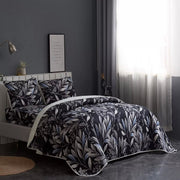 Whimsical Quilted bedspread and pillowcovers set: Add Fun to Your Space - Queen size V745-MAC090134Q13U