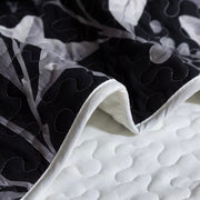 Whimsical Quilted bedspread and pillowcovers set: Add Fun to Your Space - Queen size V745-MAC090134Q13U
