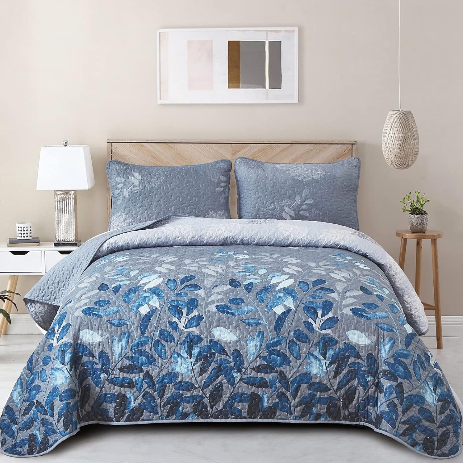 Nostalgic Quilted coverlet and pillowcovers set: Classic and Timeless - Queen size V745-MAC090405Q13U