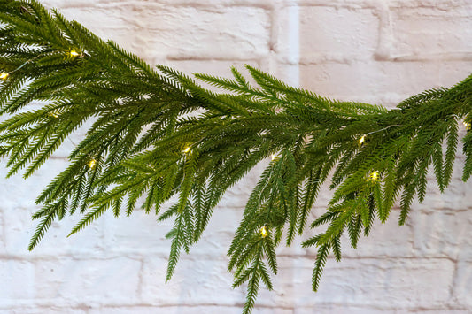 PINE GARLAND USB POWERED 183CM V758-X3609