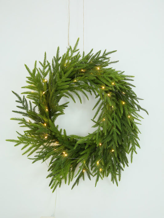 PINE WREATH WITH LED USB POWERED 61CM V758-X3610