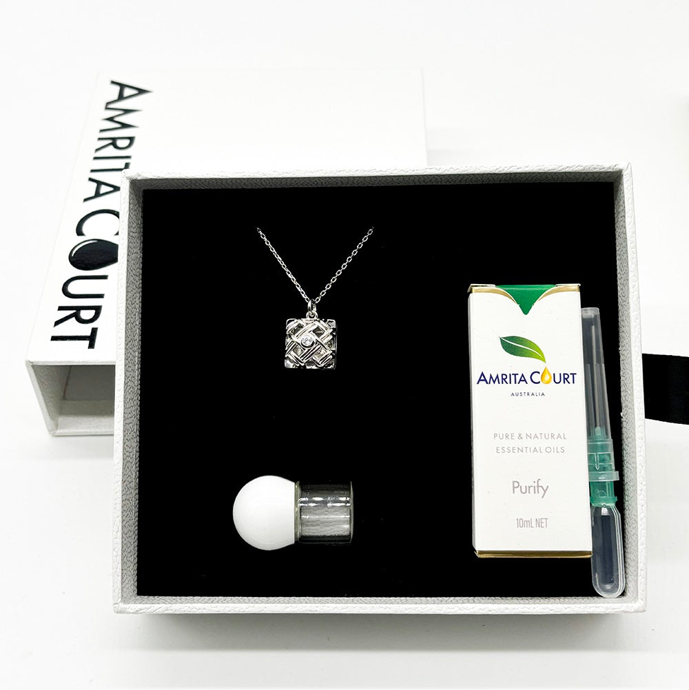 Gift Box - Chest White Gold Aroma Necklace + Purify Oil Blend V760-GBAJ - 42