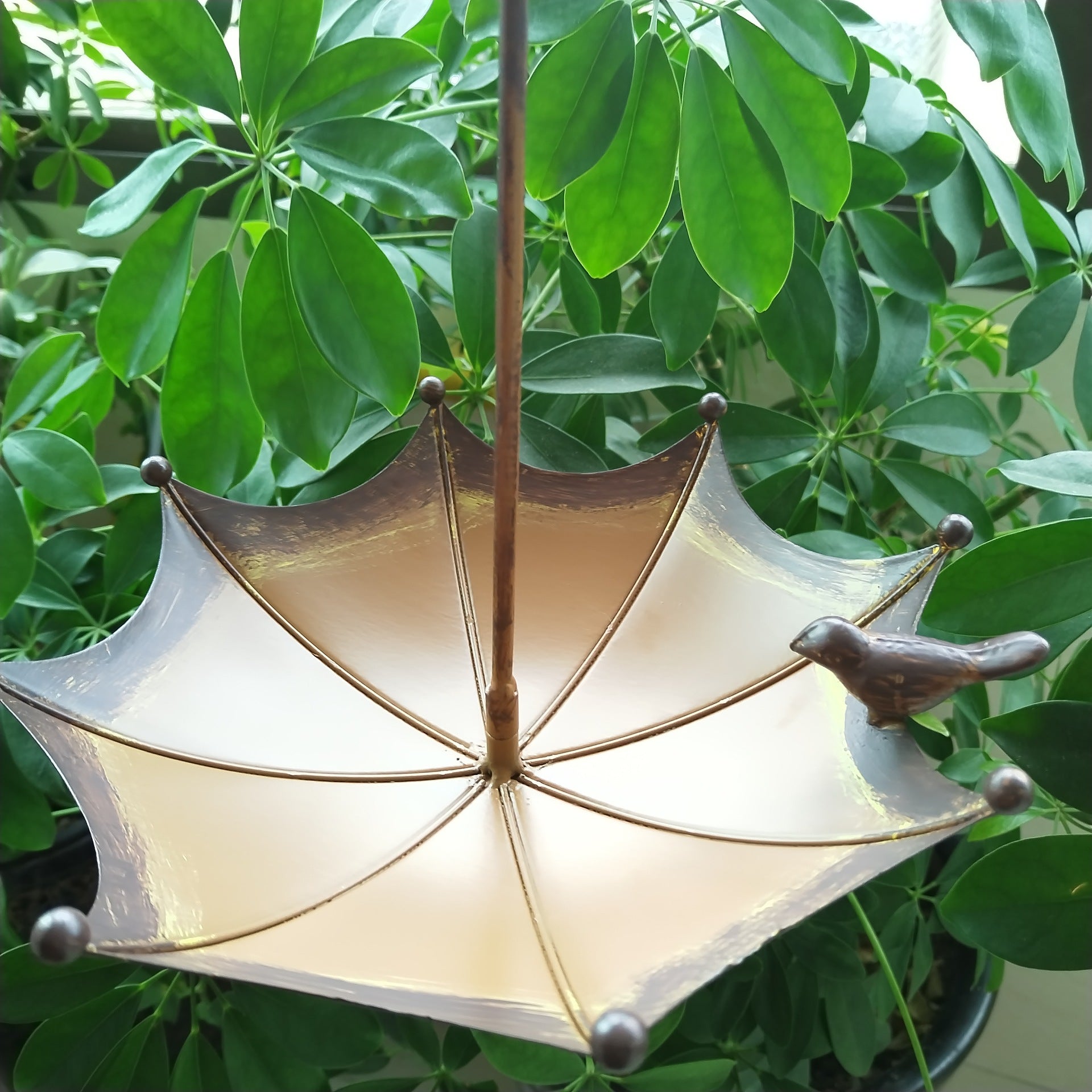 Umbrella-Shaped Bird Feeder - Metal Hanging Garden Decoration V888-ELOSUNG12372