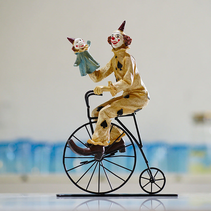 Vintage Circus Clown Figurines - Retro Balloon and Bicycle Ornaments V888-ELOSUNG12464