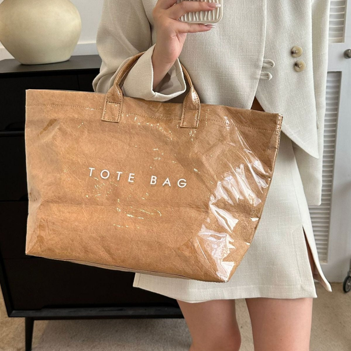 Khaki Trendy Waterproof Tote Bag - Lightweight and Durable Carryall V888-ELOSUNG12963