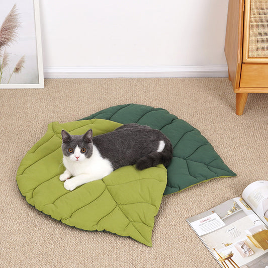 2 Pcs Green Leaf-Shaped Pet Sleeping Mat - Durable Dog Floor Pad & Cat Bed for Sleeping and Playtime V888-ELOSUNG13476