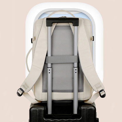 Large Capacity Travel Backpack with USB Charging Port - Black V888-ELOSUNG15301