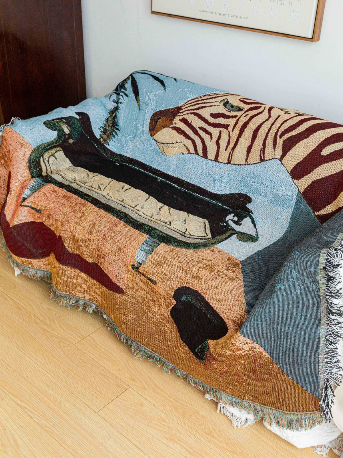 Safari-Inspired Woven Blanket - 160x130cm Artistic Tapestry Throw with Tassel Edges V888-ELOSUNG16736