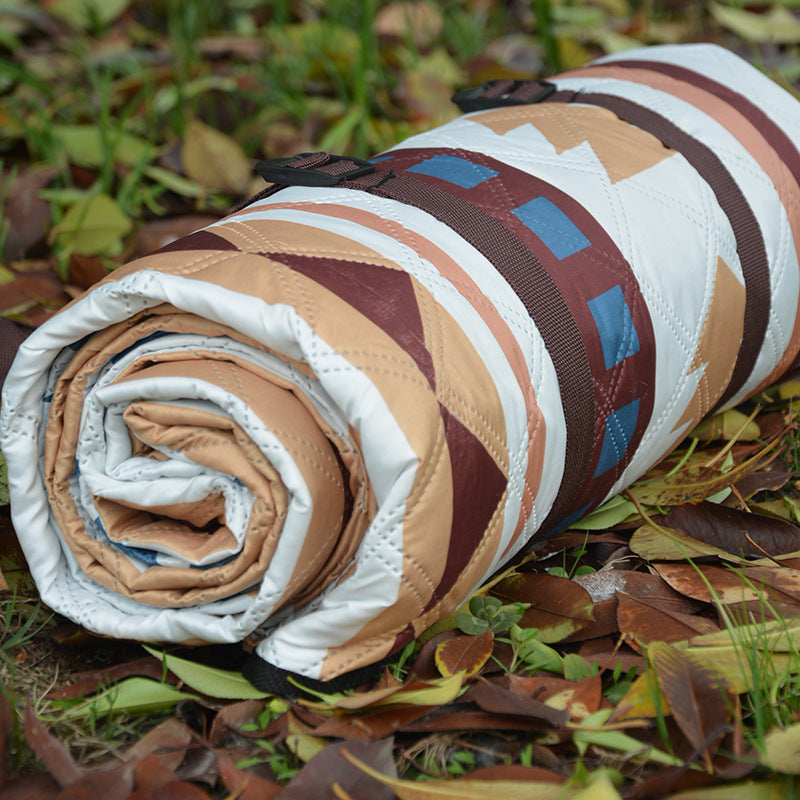 Portable Traditional Pattern Picnic Mat - Lightweight , 200x200cm, with Storage Bag V888-ELOSUNG18140