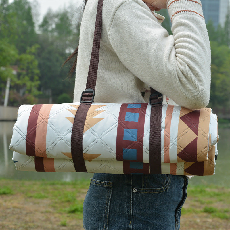 Portable Traditional Pattern Picnic Mat - Lightweight , 200x200cm, with Storage Bag V888-ELOSUNG18140