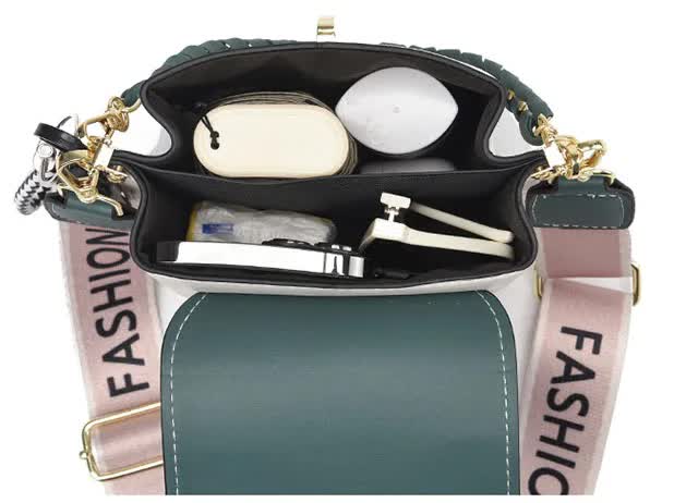 Black Stylish Korean Minimalist Crossbody Bag - Elegant Small Square Shoulder Bag with Phone Pocket V888-ELOSUNG18228