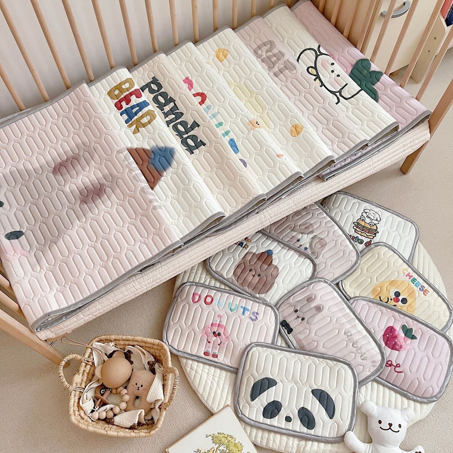 Cheese Pattern 2 Piece Set Kids Cooling Pad Set - 60x120cm Cartoon Latex Mattress Protector, Pillow V888-ELOSUNG21135