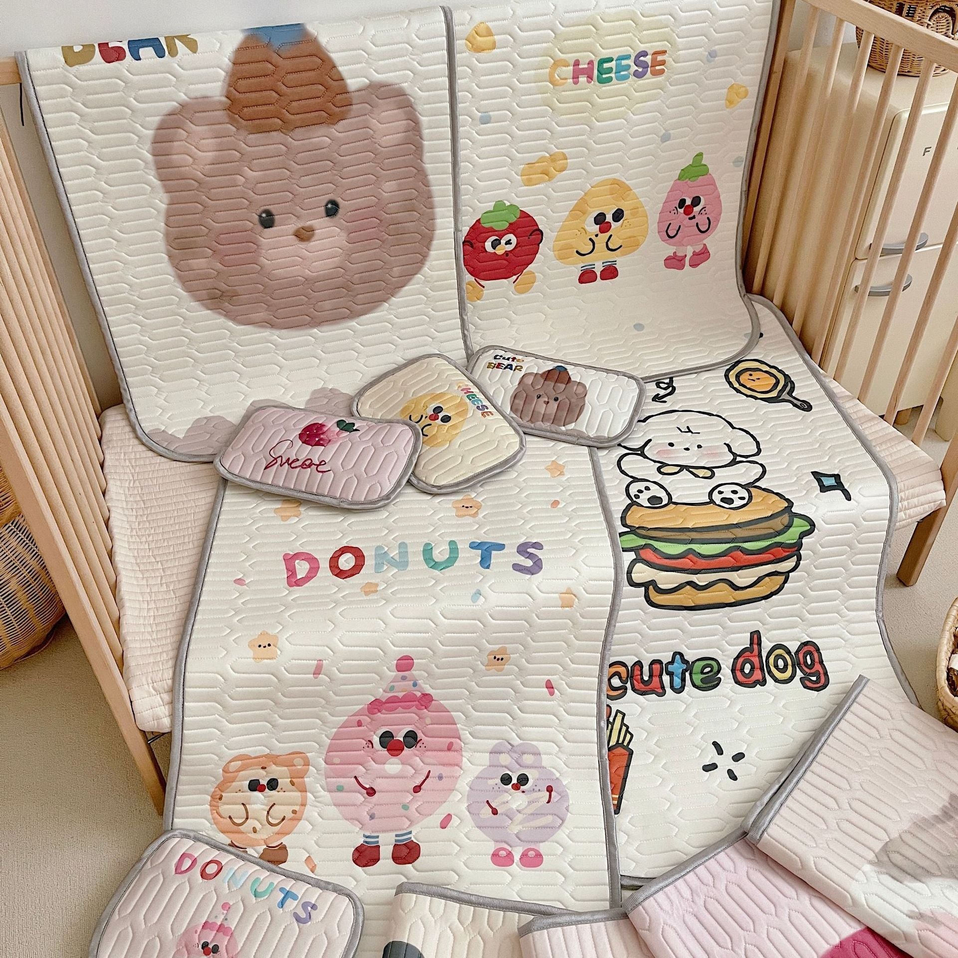Cheese Pattern 2 Piece Set Kids Cooling Pad Set - 60x120cm Cartoon Latex Mattress Protector, Pillow V888-ELOSUNG21135