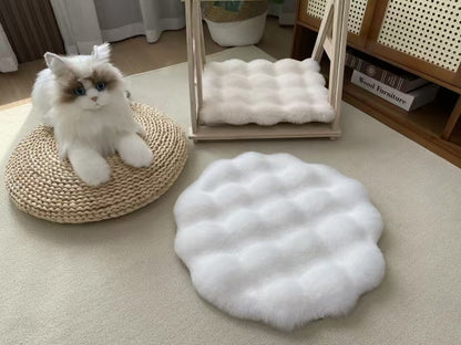 White Plush Round Cat Mat - Soft Faux Fur Sleeping Pad (40cm Diameter) V888-ELOSUNG22812