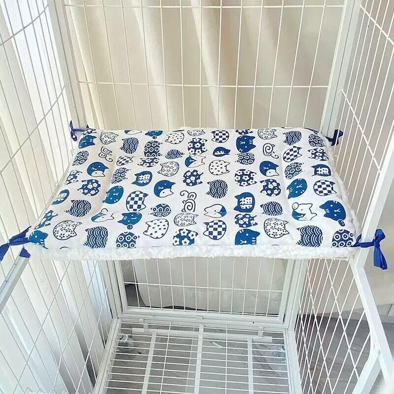 Tie-On Cat Cage Platform Pad - Blue cat pattern on white background (30x75cm) V888-ELOSUNG22839