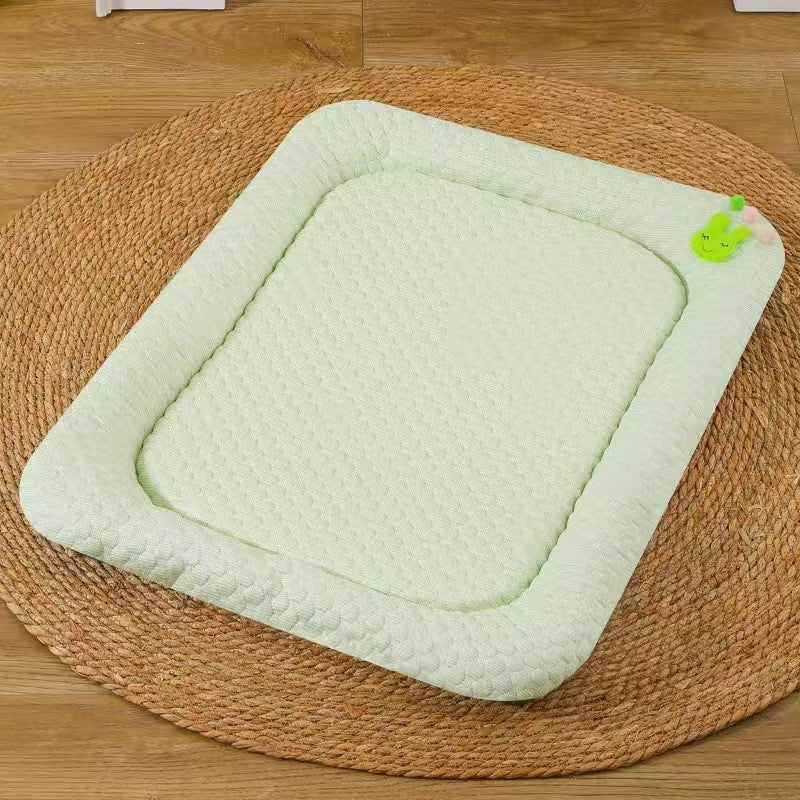 Green Breathable Cooling Pet Mat - Ice Bean Summer Bed for Small Dogs (S : 35x47cm) V888-ELOSUNG22866
