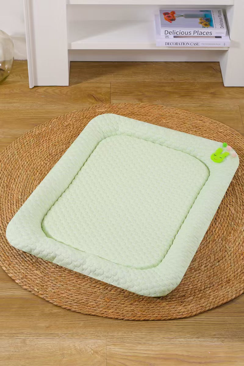 Green Breathable Cooling Pet Mat - Ice Bean Summer Bed for Small Dogs (L : 50x65cm) V888-ELOSUNG22871