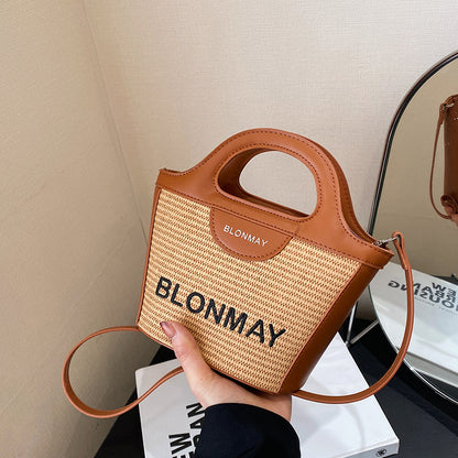 Small and lightweight brown BLONMAY bucket bag, perfect for everyday use V888-ELOSUNG25005