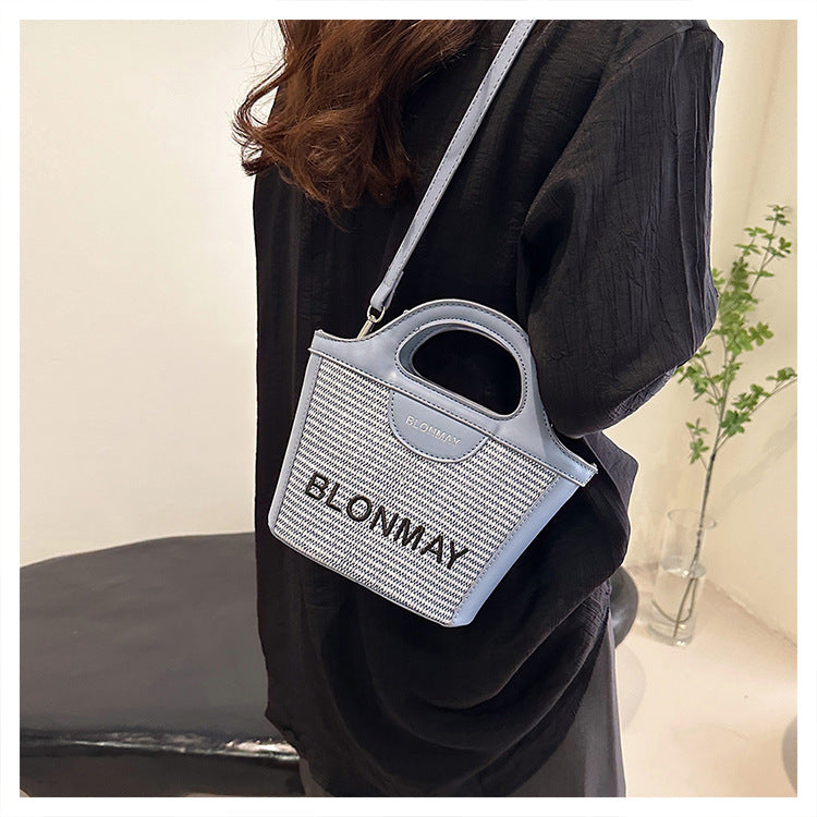 Small and lightweight blue BLONMAY bucket bag, perfect for everyday use V888-ELOSUNG25007