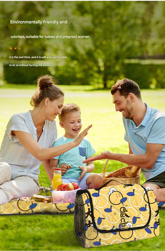 Waterproof Foldable Picnic Blanket with King of the Forest Print - 200x200cm V888-ELOSUNG25121
