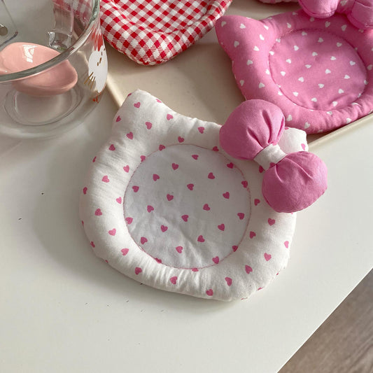 Korean INS Kitty Quilt Insulation Pad, Cute Fabric Kitchen Mat, Desktop Decoration (White and Pink) V888-ELOSUNG25288