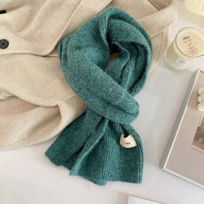 Green Cozy Knit Scarf - Soft Wool-Blend Winter Neck Wrap, Warm and Stylish V888-ELOSUNG25471
